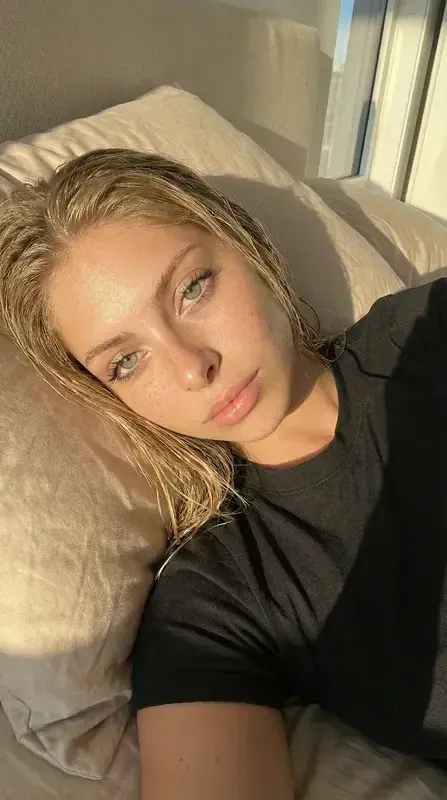 Natural golden-hour portrait output