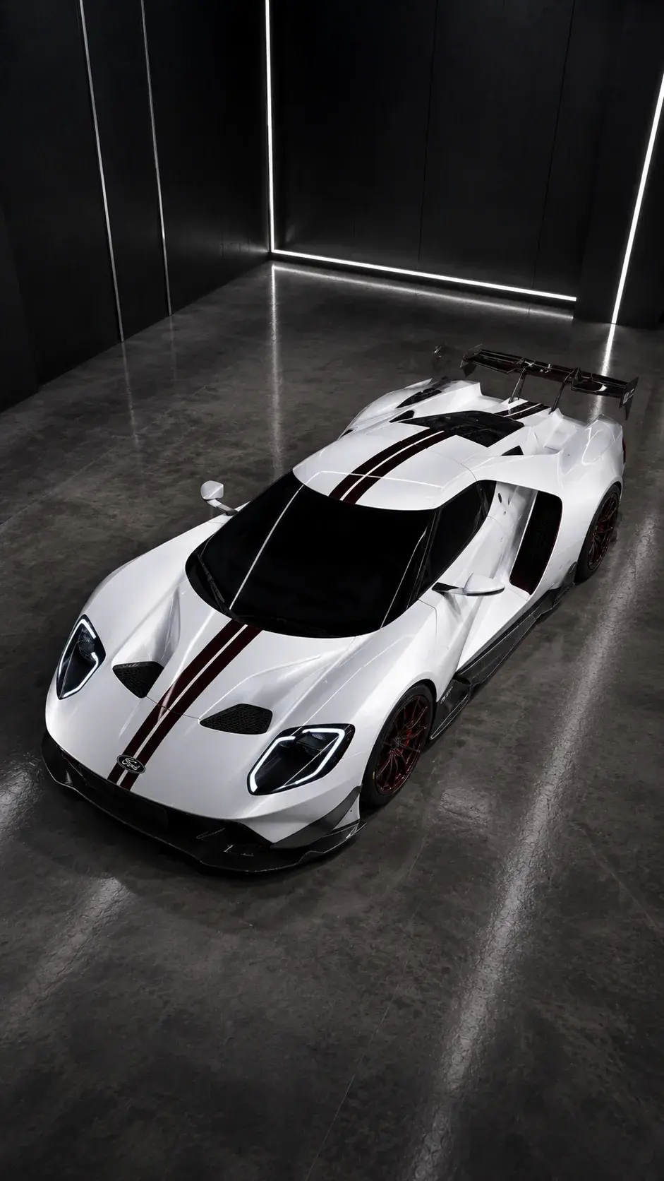 High-angle Ford GT hood and roofline view